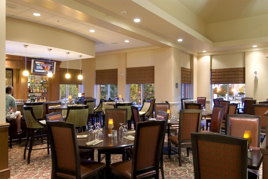 Hilton Garden Inn Manchester Downtown Restoran gambar